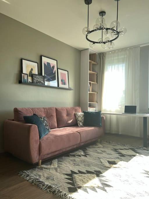 Luxury Pearl With Parking Place In Holesovice Prague Extérieur photo